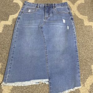 Funky straight denim skirt